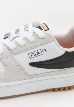Fila Fxventuno - Sneakers Laag - White/Black -Fila Verkoopwinkel 04e567aedbb14a3ca41a6da306f0c6d3