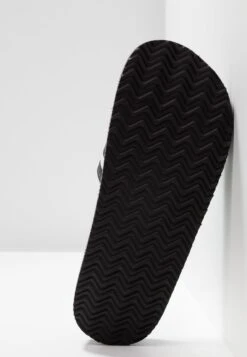 Fila Morro Bay Zeppa - Muiltjes - Black -Fila Verkoopwinkel 16146a32efd84ab7afb8e37c50dc35ac