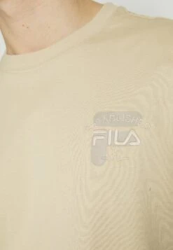 Fila Brovo Oversized Tee - T-Shirt Basic - Fields Of Rye -Fila Verkoopwinkel 1cdfd0483fed4d428f91827bde33a790