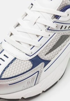 Fila 2000 Stunner Unisex - Sneakers Laag - White/Medieval Blue -Fila Verkoopwinkel 2779a721907448bb940b1275f2b90605