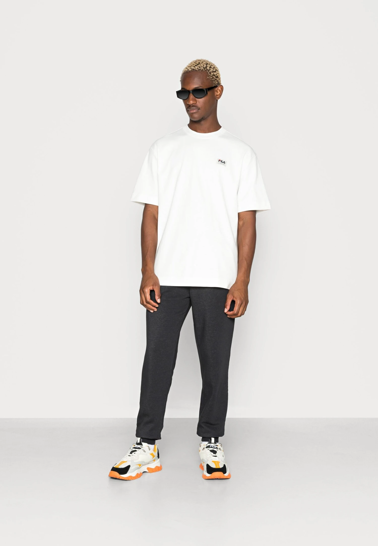 Fila Bagod Pants - Trainingsbroek - Moonless Night 2 Fila Bagod Pants - Trainingsbroek - Moonless Night - Afbeelding 2