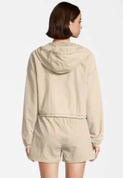 Fila Tramm - Lichte Jas - Fields Of Rye -Fila Verkoopwinkel 3129a3cd6bc94d32a7070f5dd231a4e9