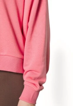Fila Bansko Cropped Crew - Sweater - Tea Rose 11 Fila Bansko Cropped Crew - Sweater - Tea Rose -Fila Verkoopwinkel 4147b6f4110e4ffaaae0ef46ea829cfa