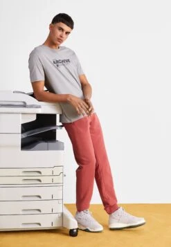 Fila Squad Mid - Sneakers Hoog - Nimbus Cloud -Fila Verkoopwinkel 4ec4ef7a3211478bbb4e9b01d0557be3