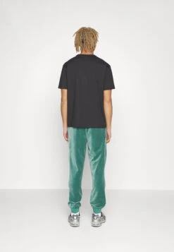 Fila Zinna Pants - Trainingsbroek - Blue Spruce 10 Fila Zinna Pants - Trainingsbroek - Blue Spruce -Fila Verkoopwinkel 4f345237695340e3867799f517b0dd63