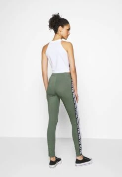Fila Tasya - Legging - Sea Spray/Bright White -Fila Verkoopwinkel 5c9600c3eff9471080f0428bd5fe3770