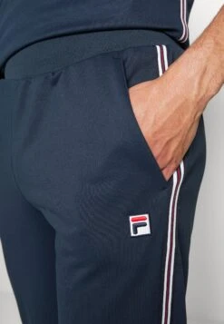 Fila Pants Daniel - Trainingsbroek - Peacoat Blue -Fila Verkoopwinkel 5cc5de8a7f034d2dabf3df90e6c7e850