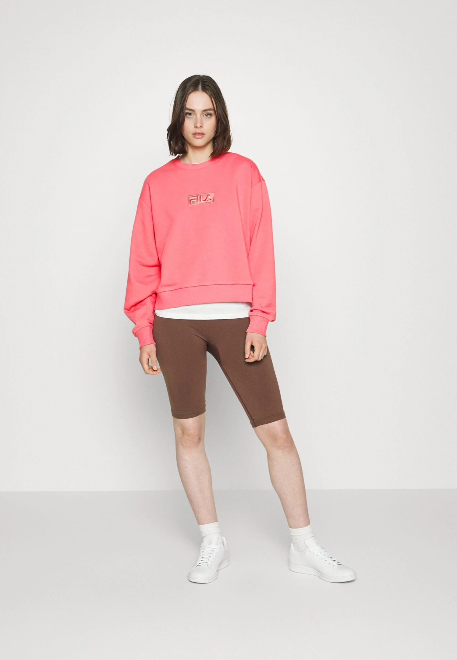 Fila Bansko Cropped Crew - Sweater - Tea Rose 2 Fila Bansko Cropped Crew - Sweater - Tea Rose - Afbeelding 2