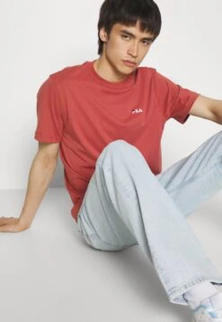 Fila Berloz Tee Unisex - T-Shirt Basic - Marsala -Fila Verkoopwinkel 60ac317fa3bc40c186f3042c431291dd