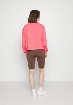 Fila Bansko Cropped Crew - Sweater - Tea Rose 8 Fila Bansko Cropped Crew - Sweater - Tea Rose -Fila Verkoopwinkel 7d725258d5ef4c93b225302b5d0938eb