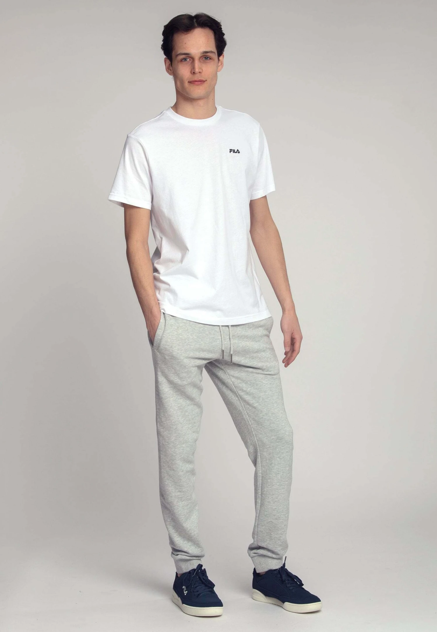 Fila Braives - Trainingsbroek - Grau 2 Fila Braives - Trainingsbroek - Grau - Afbeelding 2