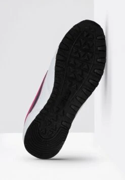 Fila Footwear Orbit- Sneakers Laag - White Carmine 12 Fila Footwear Orbit- Sneakers Laag - White Carmine -Fila Verkoopwinkel 9d93146b58174950b6996509523d9baf