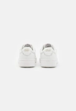 Fila Sevaro - Sneakers Laag - White -Fila Verkoopwinkel bb46b4626a834a709945f10454535b90