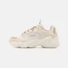 Fila Collene - Sneakers Laag - Marshmallow/Mauve Chalk