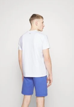 Fila Nevio - T-Shirt Print - White/Red -Fila Verkoopwinkel d2651125715c42bb98780336501b7542