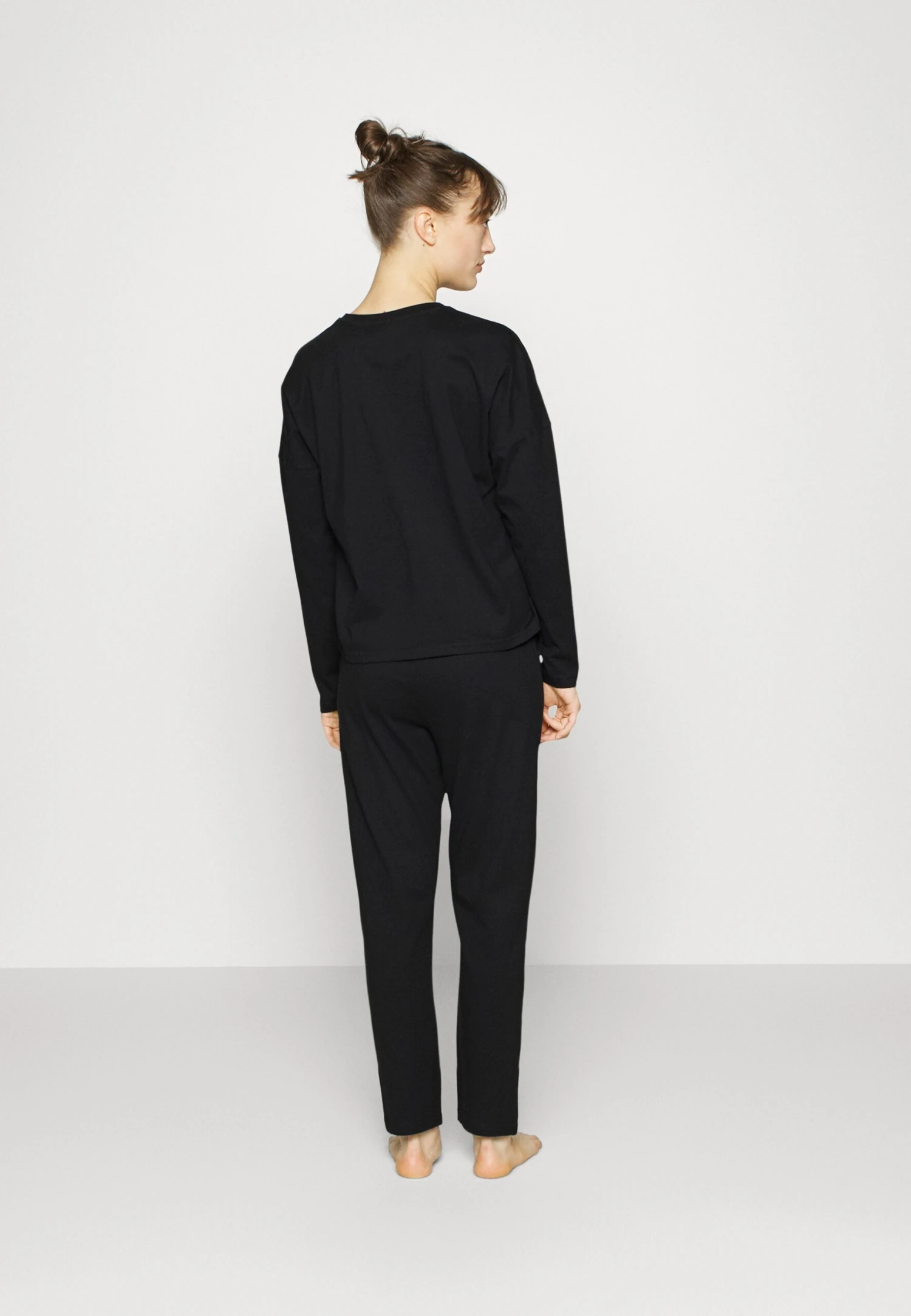 Fila Woman - Pyjama - Black 3 Fila Woman - Pyjama - Black - Afbeelding 3