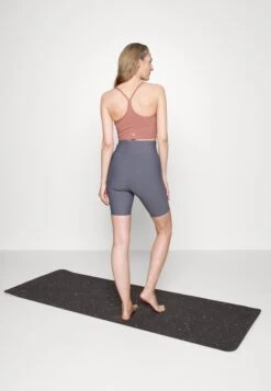 Fila Cassino Short Leggings - Legging - Iron Gate 8 Fila Cassino Short Leggings - Legging - Iron Gate -Fila Verkoopwinkel f615cf18c1a94b74971da9861edcc273