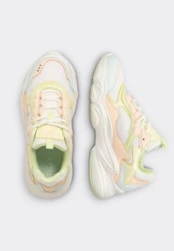 Fila Footwear Collene Cb Wmn - Sneakers Laag - Marshmallow Pear Sorbet -Fila Verkoopwinkel ff36852a70be4f6f81b603043232c456